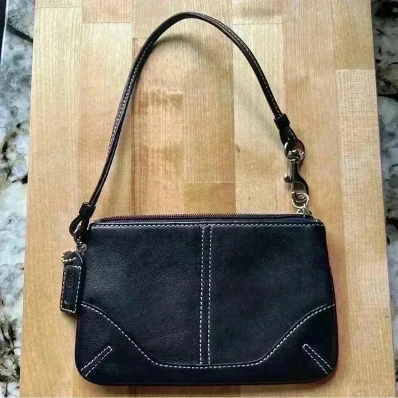 Coach Wristlet Purse Black Soft Leather Zip Top Small Fashion Bag Side Handle - Picture 3 of 10
